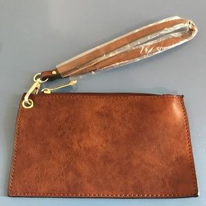 Wristlet